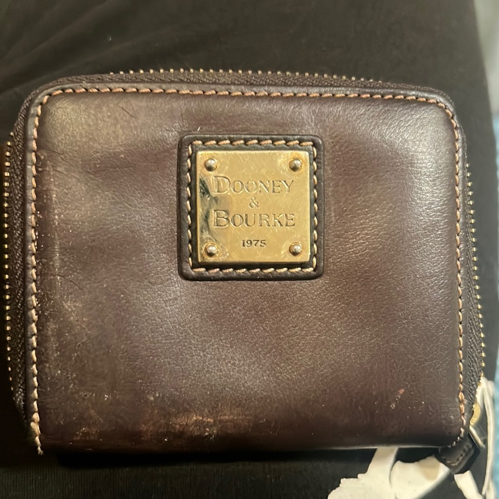 Brown Dooney & Bourke wallet